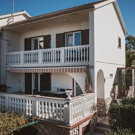 Holiday Home In Klimno - Insel Krk 42238 Екстериор снимка